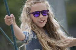 B&S zonnebril voor 8 tot 10 jaar lila-met lila verspiegeling maat M