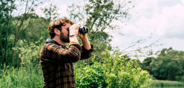 Kijk! In mei leggen alle vogels een ei!