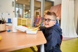 Noah transparant midnight blue, maat 41